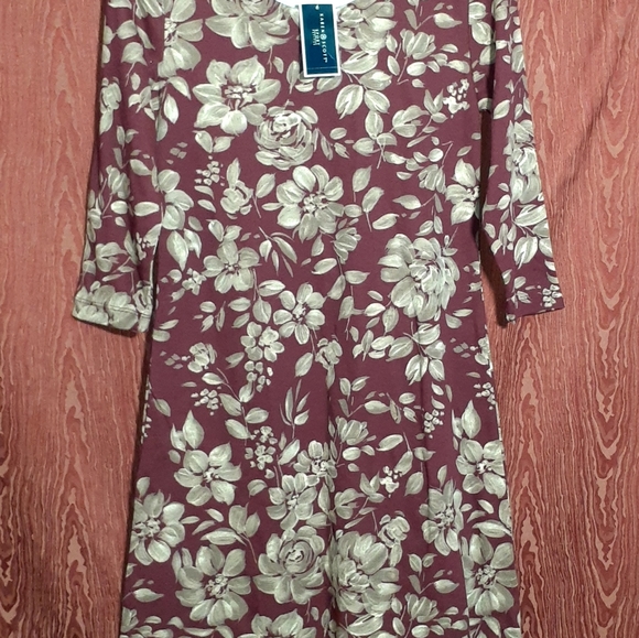 KAREN SCOTT SPORT FLORAL WOMEN'S SIZE PS HALF SLEEVE BURGUNDY NWT - Picture 2 of 10